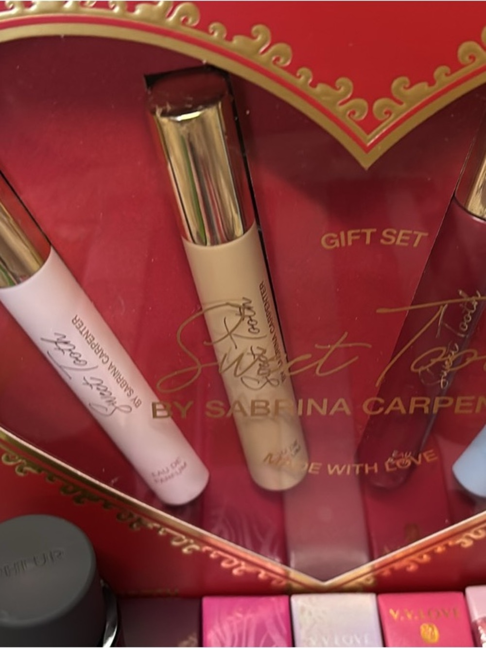 Sweet tooth Sabrina carpenter perfumes